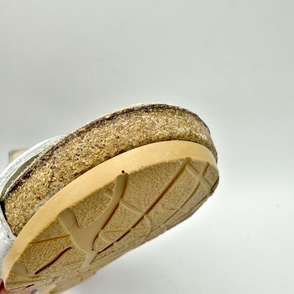 NAOT Womens Pixie Sandal EU 39 US 8 White Silver Leather EUC - Picture 14 of 15